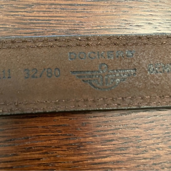 Men’s Leather Belt by Dockers - Picture 2 of 9